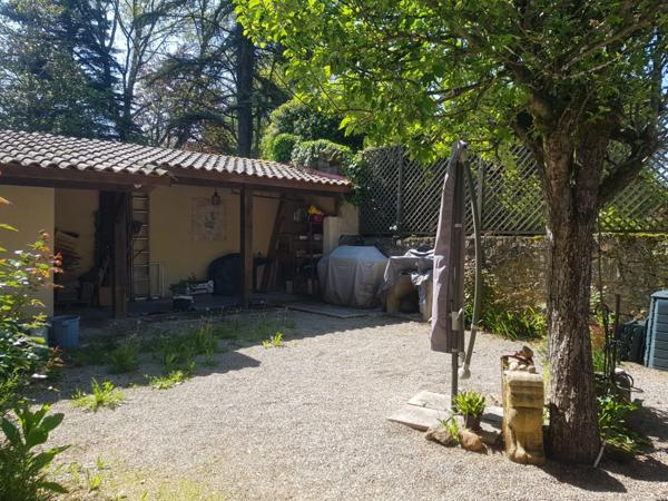 Anciennes écuries rénovées, au coeur de Montignac - Lascaux