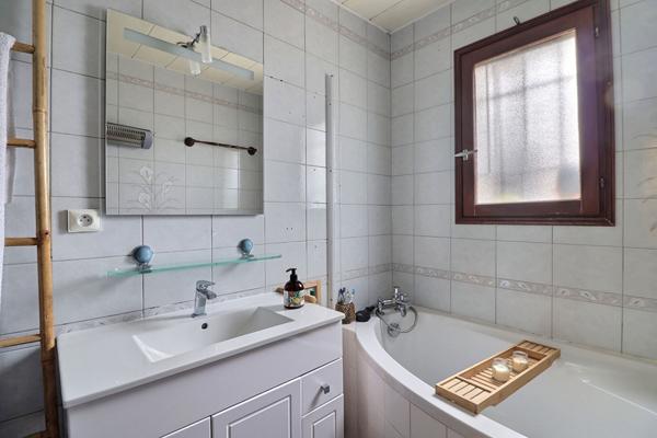 Maison Montigny Les Cormeilles 5 pièce(s) 100 m2+ garage