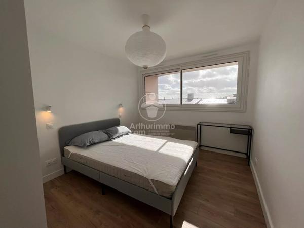 Location                                                      Appartement
                        
                     6 pièces                      101 m2                     à Rouen