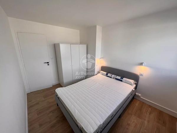 Location                                                      Appartement
                        
                     6 pièces                      101 m2                     à Rouen