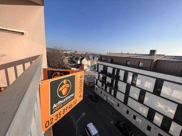 Location                                                      Appartement
                        
                     6 pièces                      101 m2                     à Rouen