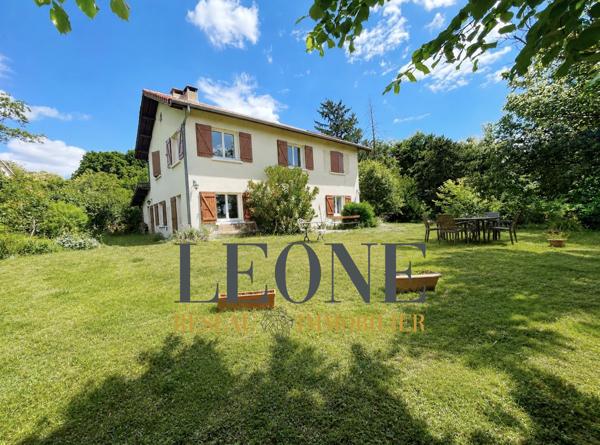 Maison 7 pièce(s) 6 chambre(s) 181 m²