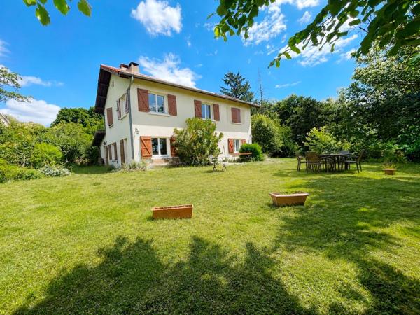 Maison 7 pièce(s) 6 chambre(s) 181 m²