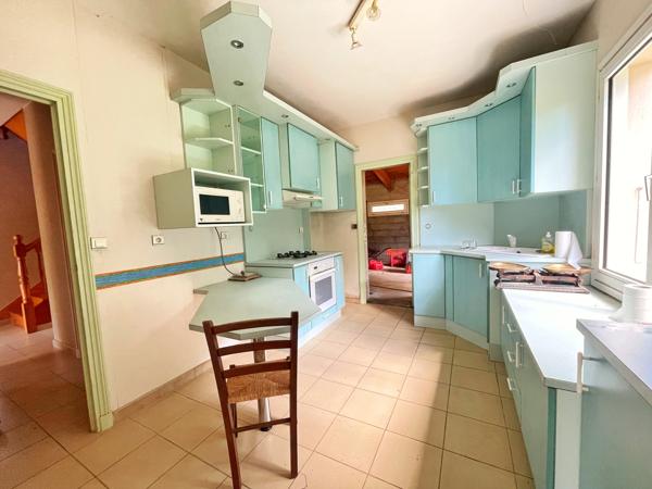 Maison 7 pièce(s) 6 chambre(s) 181 m²