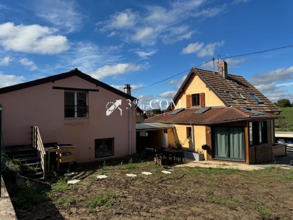 3%COM Jolie maison rénovée avec dépendance sur 6 ares  Dettwiller (67490)