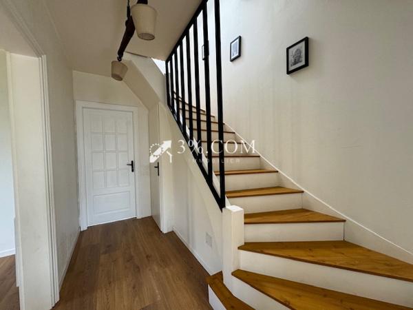 3%COM Jolie maison rénovée avec dépendance sur 6 ares  Dettwiller (67490)