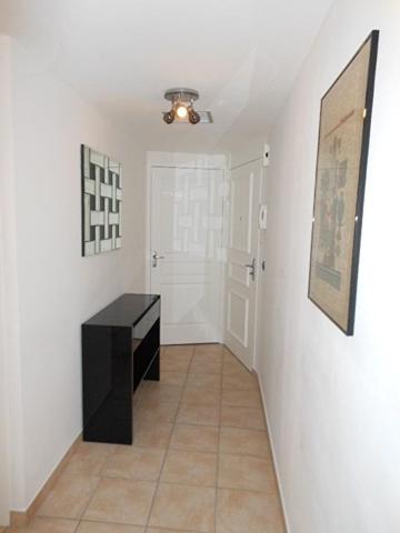 Loue Bourg-en-Bresse T3 meublé standing, résidence sécurisée, avec loggia, garage et cave