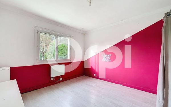 Maison à vendre    6 pièces •  Saint-Mexant