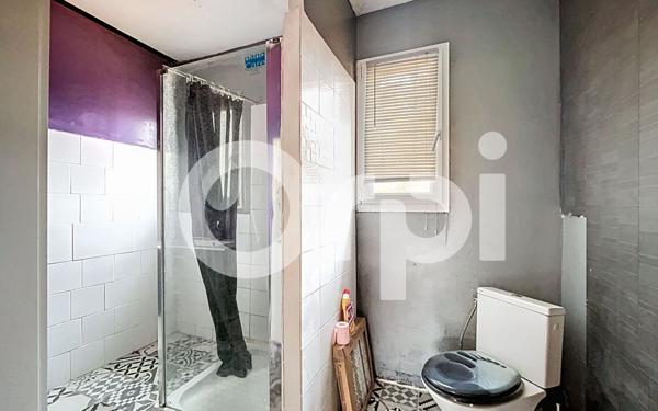 Maison à vendre    6 pièces •  Saint-Mexant