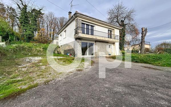 Maison à vendre    6 pièces •  Saint-Mexant