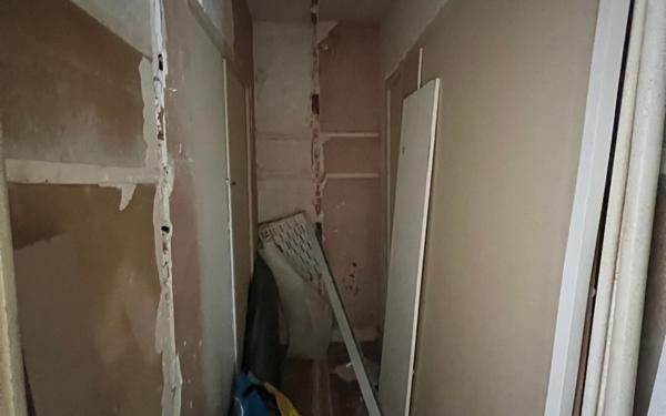 Maison à vendre    6 pièces •  Saint-Mexant