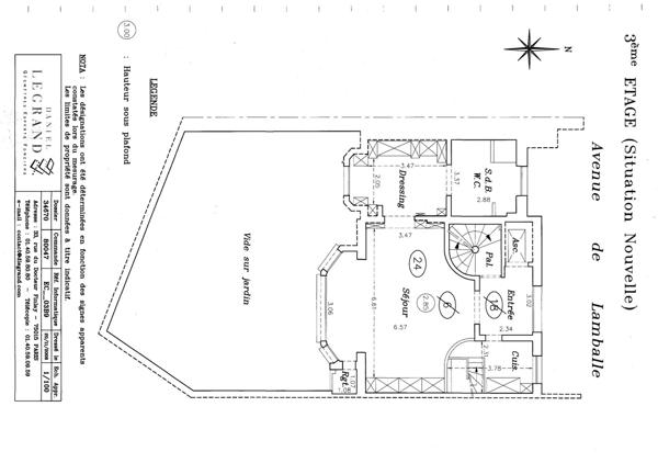 Paris XVI Passy appartement comme une maison avec terrasse et jardin