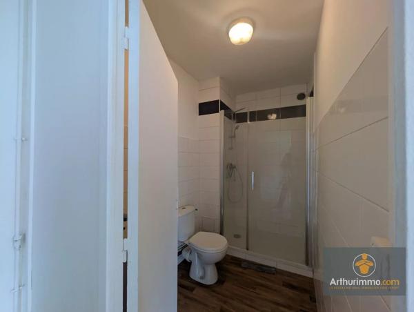 Vente                                                      Immeuble
                        
                                                            à Noyon