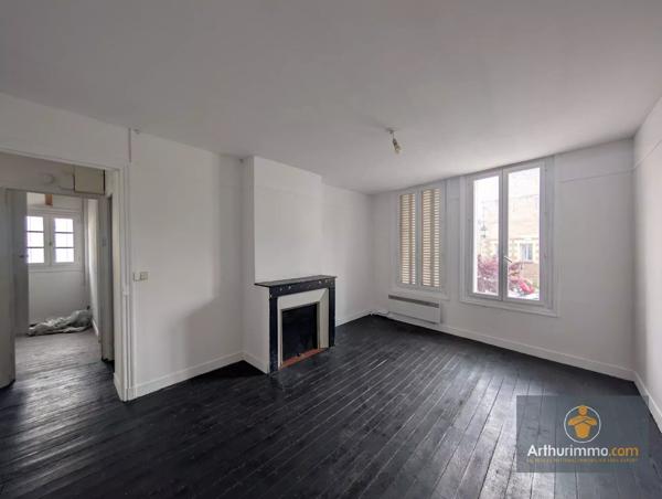 Vente                                                      Immeuble
                        
                                                            à Noyon