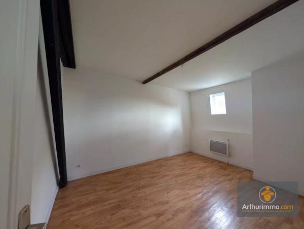 Vente                                                      Immeuble
                        
                                                            à Noyon