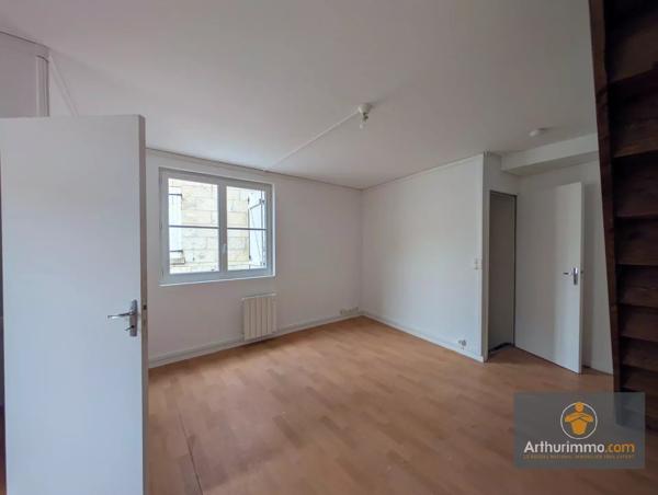 Vente                                                      Immeuble
                        
                                                            à Noyon