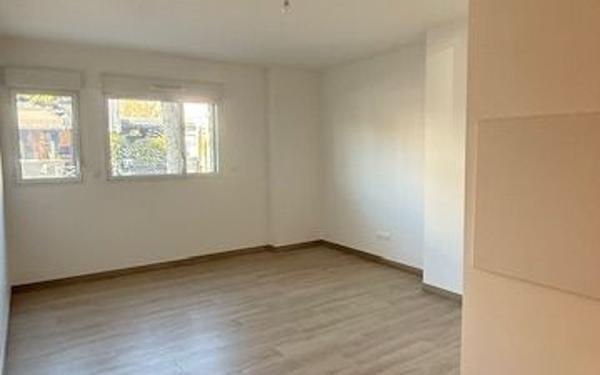 Appartement à vendre    2 pièces • 48,32 m2 Saint-Maur-des-Fossés