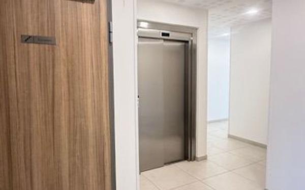 Appartement à vendre    2 pièces • 48,32 m2 Saint-Maur-des-Fossés