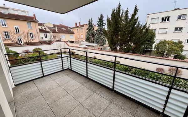 Appartement à vendre    3 pièces • 60,93 m2 Villeurbanne