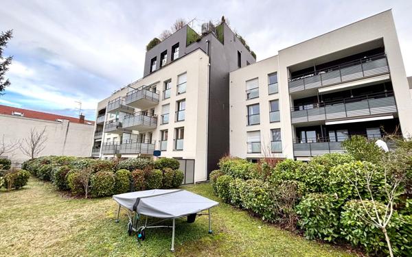 Appartement à vendre    3 pièces • 60,93 m2 Villeurbanne