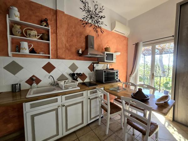 Maison 5 pièces 145 m² avec grand terrain piscine et studio indépendant