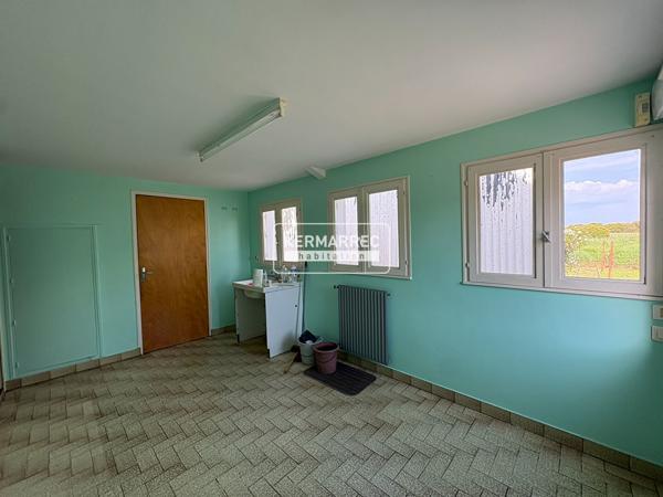 Maison 5 pièces – 75 m² environ à Saint-Joachim (ref : 79251M)