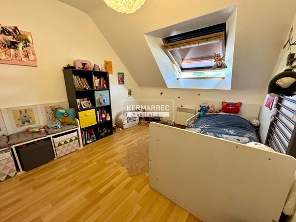 Maison 6 pièces – 106 m² environ à Theix (ref : 100880-AV)
