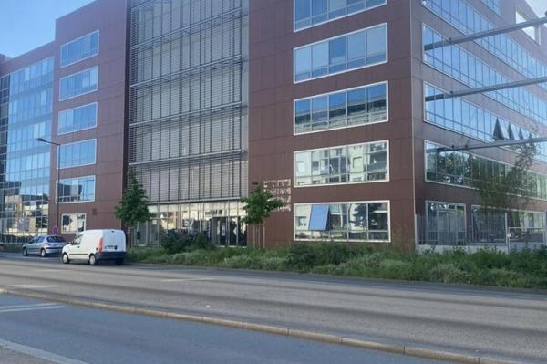 Vente - BUREAUX 663 m 2
