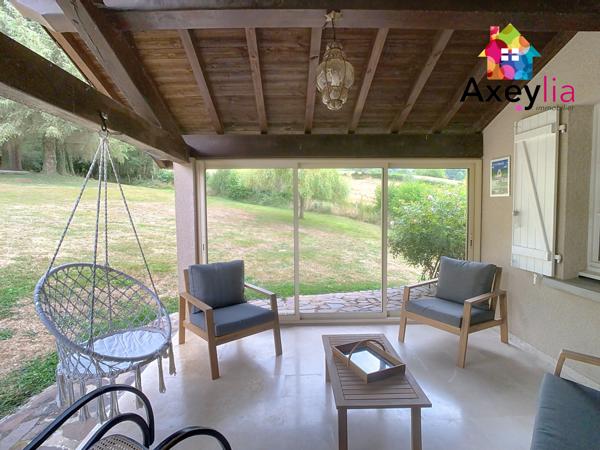 Saint-Bonnet-des-Quarts (42310) A VENDRE - SAINT-BONNET-DES-QUARTS - MAISON EN PIERRES SUR TERRAIN AVEC PISCINE ET JARDIN