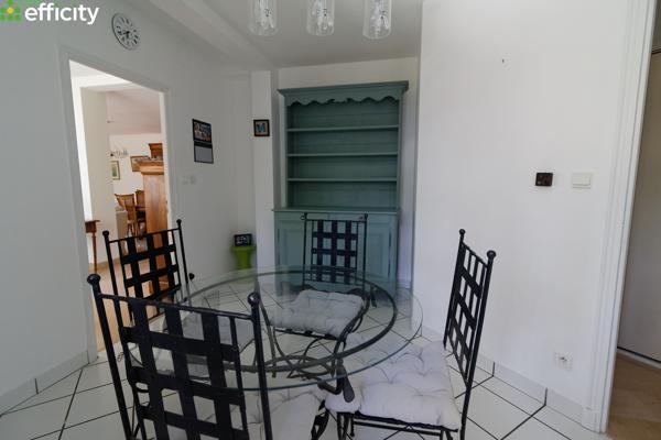 Maison
         7 pièces
        - 180 m² Bien prestige 550 000 € *