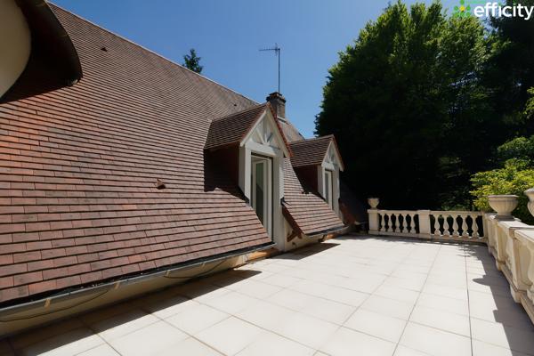 Maison
         7 pièces
        - 180 m² Bien prestige 550 000 € *