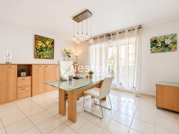 A VENDRE:  Appartement T2 d'environ 45,19 m² en rez-de-chaussée avec terrasse et 3 parkings ? Muret