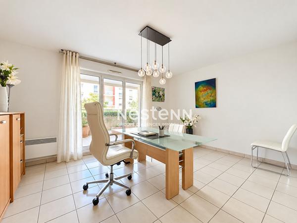 A VENDRE:  Appartement T2 d'environ 45,19 m² en rez-de-chaussée avec terrasse et 3 parkings ? Muret