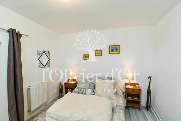 Valréas (84600) Maison de village rénovée d'environ 78m²