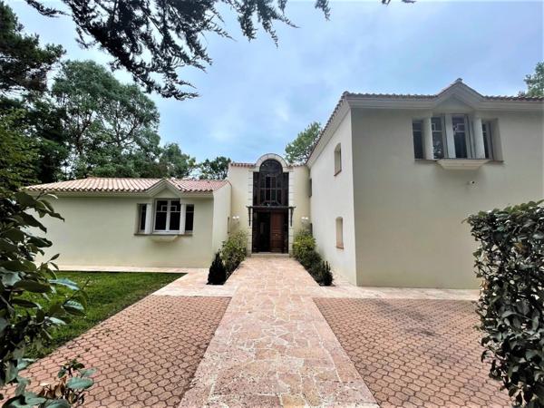 Vente Maison 7 pièces 343 m2 à Saint-Jean-de-Monts