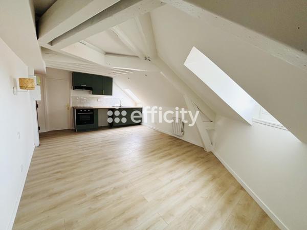 Appartement
         1 pièce
        - 30 m² 100 000 € *