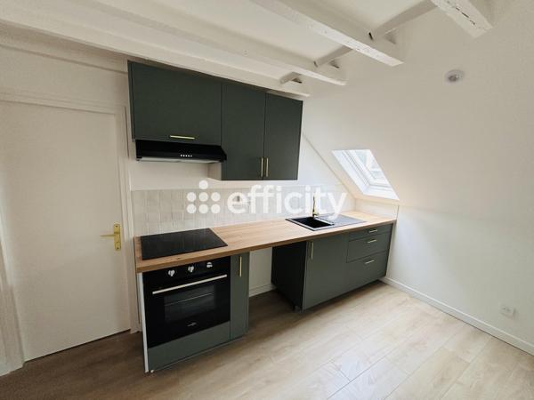 Appartement
         1 pièce
        - 30 m² 100 000 € *