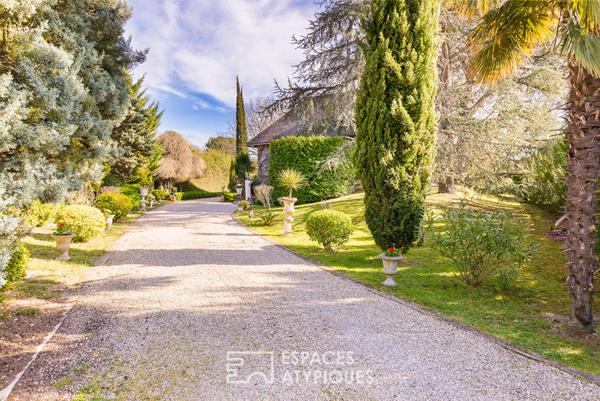 Maison de caractère aux volumes contemporains à Castelginest
