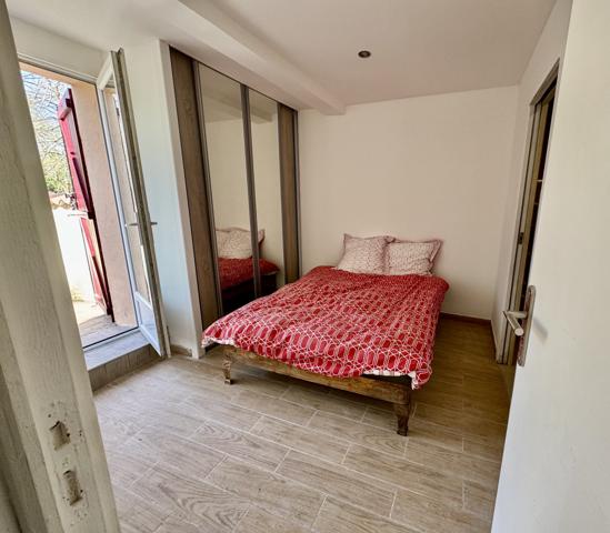 Houdan (78550) Apt 2 pièces avec jardin