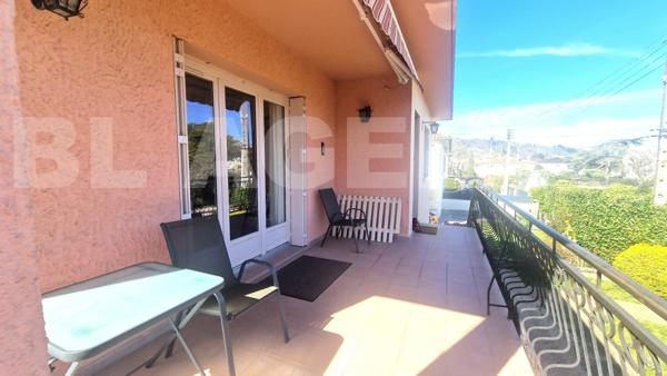 🏡 À vendre – Spacieuse maison 220 m² avec garage et jardin – Moissac