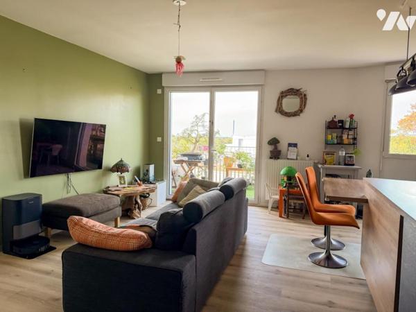 ST HERBLAIN VAL DE CHEZINE - APPARTEMENT T4 EN ETAGE ÉLEVÉ AVEC TERRASSE, CELLIER ET DEUX PARKINGS