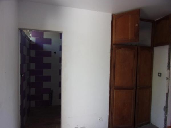 A VENDRE - SAINT-FRANCOIS MAISON A RENOVER DE TYPE T4