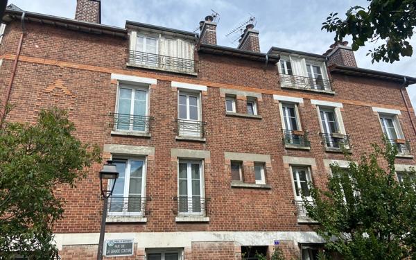 Appartement à louer    2 pièces • 27,76 m2 Antony