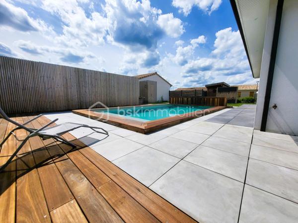 Maison contemporaine de 221 m²