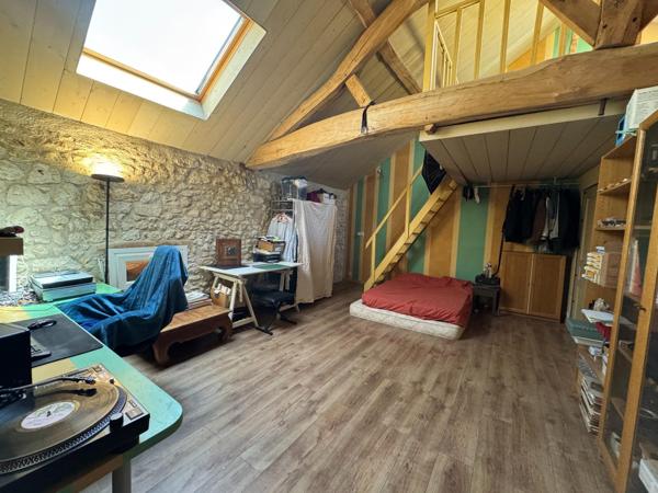 Grande maison familiale avec fort potentiel