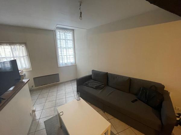Bourg-en-Bresse, appartement de type 2 au coeur de ville