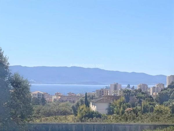 Vente Appartement 4 pièces 89 m2 à Ajaccio
