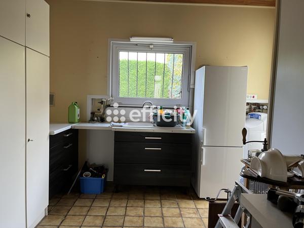 Maison 8 pièces - 302 m²