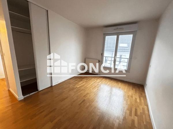 Location Appartement 3 pièces 66.4 m² - 7 RUE DE LA GARE Chatillon 92320