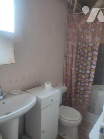 A AURILLAC (CANTAL), proche du centre-ville, une maison mitoyenne à rénover
comprenant, au rez...